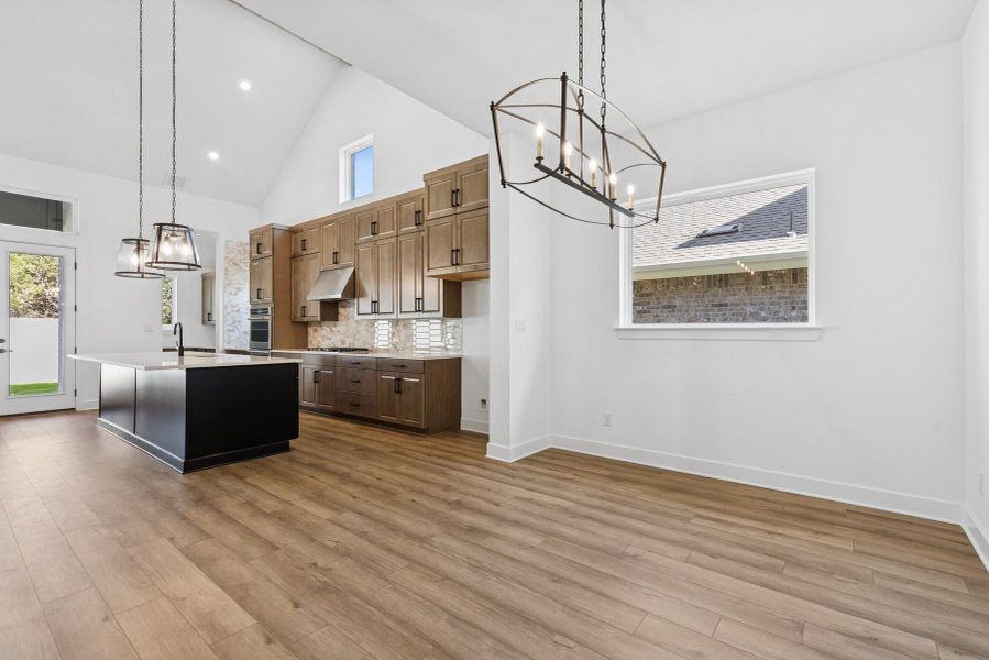 Dining Area - Kitchen Dining Area - Kitchen