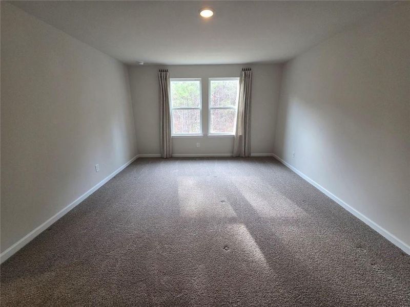 Spacious, unfurnished interior of a new home in , Dawsonville (Image 24).