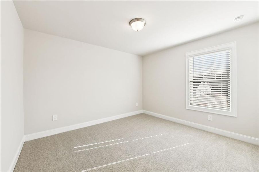 Spacious, unfurnished interior of a new home in River Pointe, Monroe (Image 40).