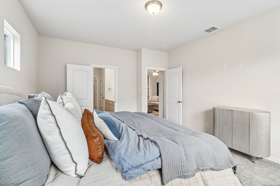Furnished interior view inside a new home in Casinas at Gruene, New Braunfels (Image 5).