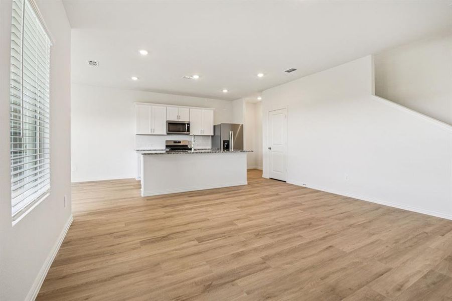 Spacious, unfurnished interior of a new home in River Ridge, Crandall (Image 27). Spacious, unfurnished interior of a new home in River Ridge, Crandall (Image 27).