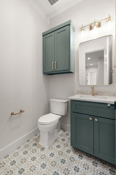 Powder room Powder room