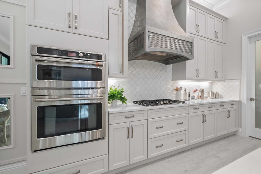 2D floor plan layout for the Seabreeze Grande by GHO Homes in Seaglass, Vero Beach, FL (Image 95).