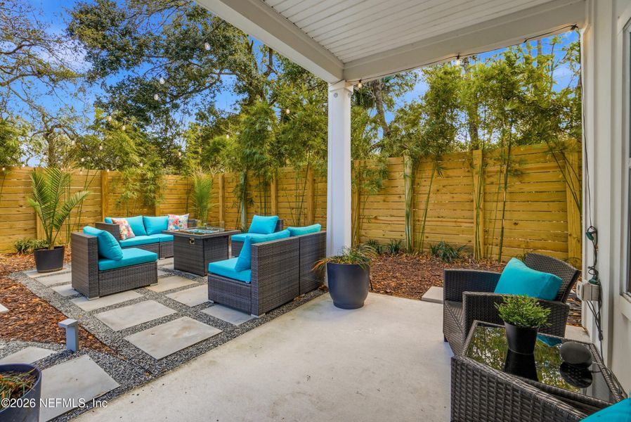Exterior details and patio area of a home in , Jacksonville (Image 4).