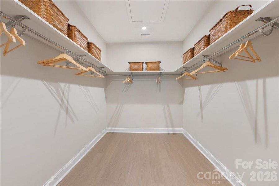 Falcon Plan Model Photo