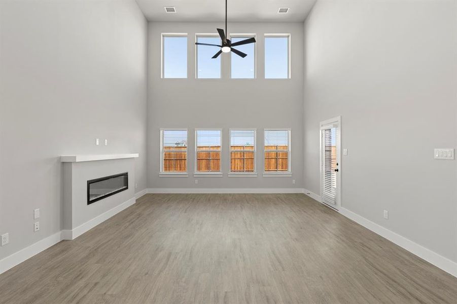 13. 2364 Bell - Family 13. 2364 Bell - Family