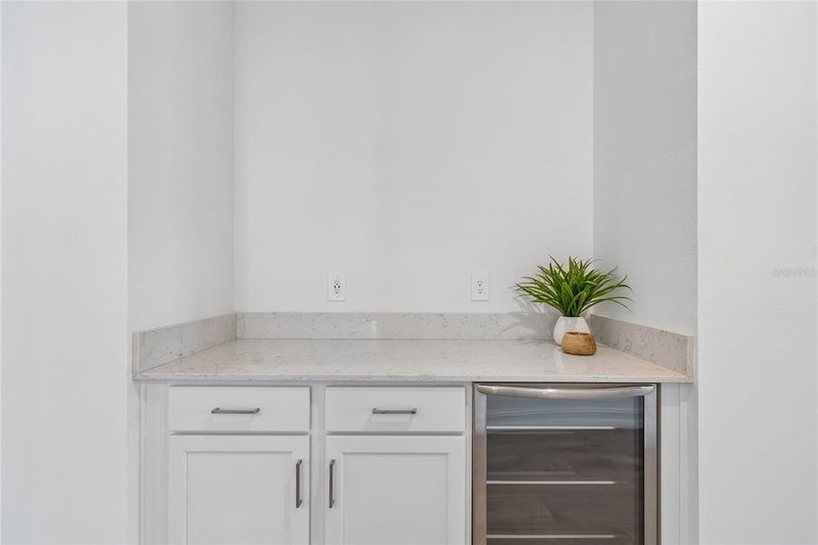 Close-up of interior finishes inside a home in Pearl Estates, Lutz (Image 19).