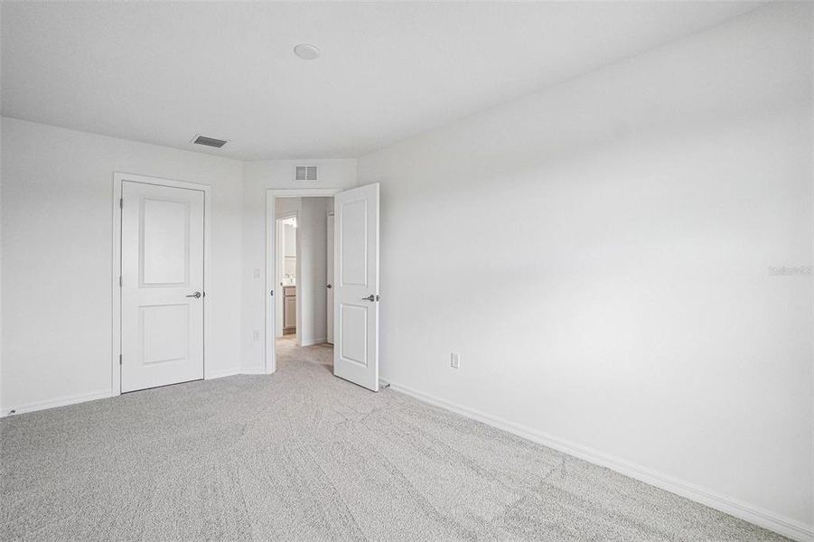 Spacious, unfurnished interior of a new home in Twin Oaks, Zephyrhills (Image 26). Spacious, unfurnished interior of a new home in Twin Oaks, Zephyrhills (Image 26).