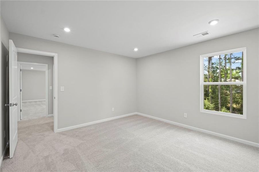Spacious, unfurnished interior of a new home in Cherry Glen, Euharlee (Image 29).