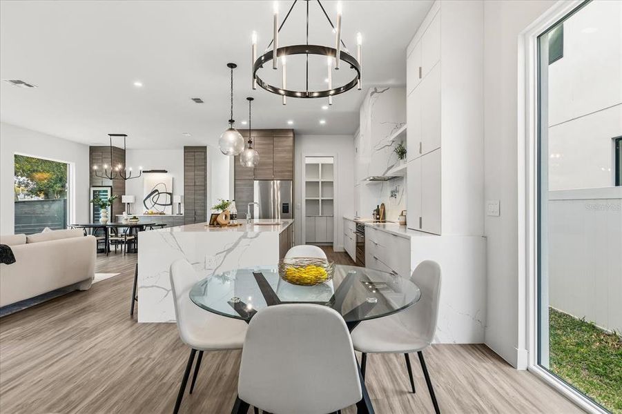 Furnished interior view inside a new home in , Orlando (Image 30).