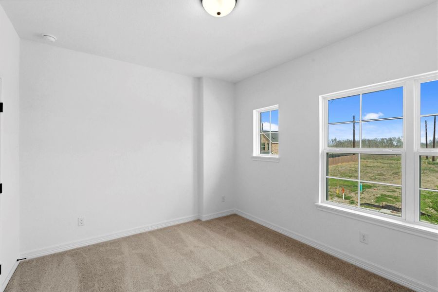 Spacious, unfurnished interior of a new home in Austin Point, Richmond (Image 33).