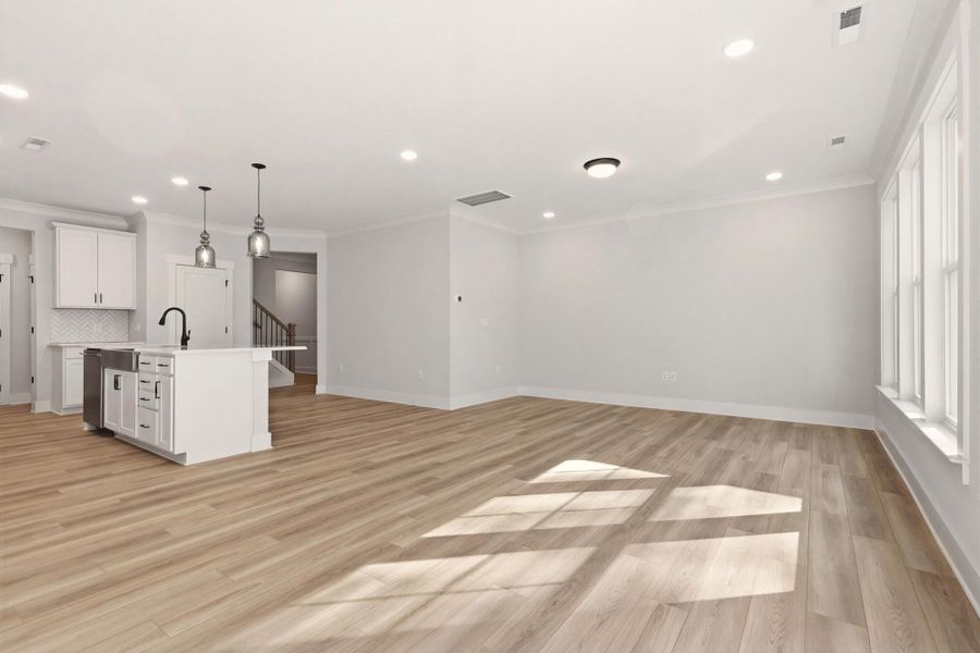 Spacious, unfurnished interior of a new home in Harbor Crossing, Greensboro (Image 20).