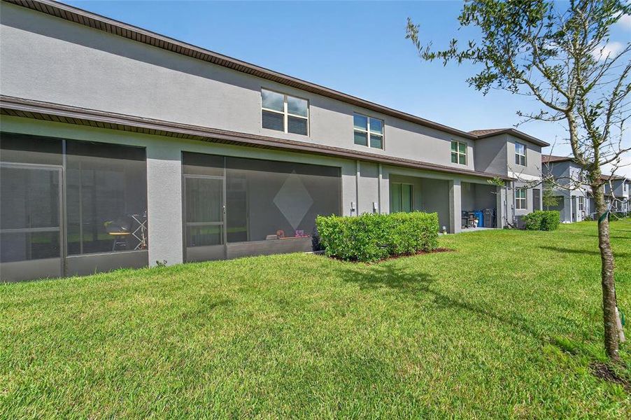 Front exterior of a new home in , Ruskin, FL, highlighting curb appeal (Image 23).