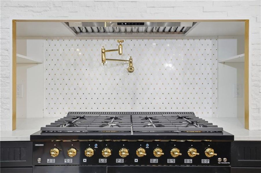 Close-up of interior finishes inside a home in , Jasper (Image 22). Close-up of interior finishes inside a home in , Jasper (Image 22).