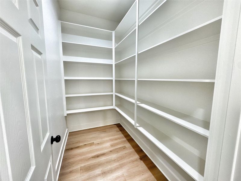 Spacious, unfurnished interior of a new home in , Woodville (Image 11).