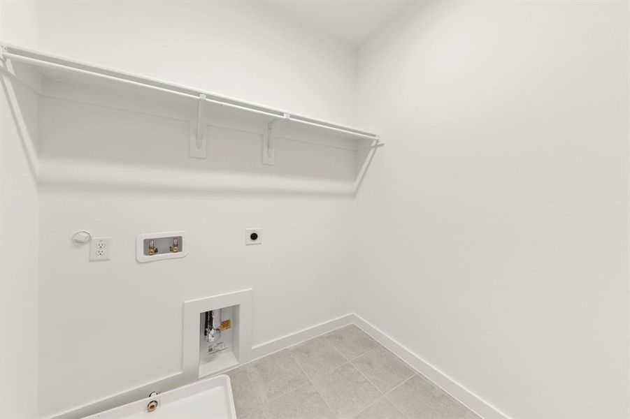 24. 2005 Aldrich - Utility