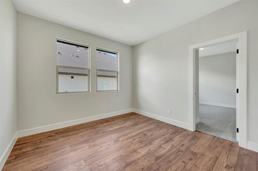 Spacious, unfurnished interior of a new home in Elevon, Lavon (Image 21).