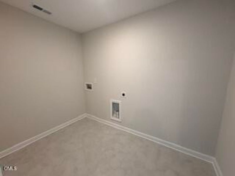 Spacious, unfurnished interior of a new home in Woodland Crossing, Zebulon (Image 18).