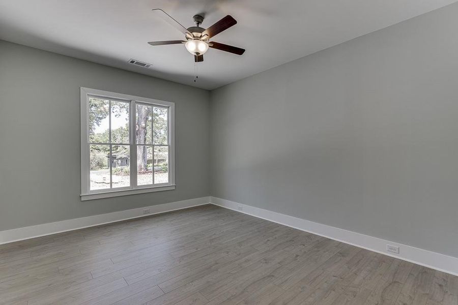 Spacious, unfurnished interior of a new home in , Buford (Image 33).