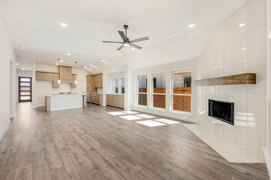 Spacious, unfurnished interior of a new home in Hulen Trails Classic 50, Fort Worth (Image 30). Spacious, unfurnished interior of a new home in Hulen Trails Classic 50, Fort Worth (Image 30).