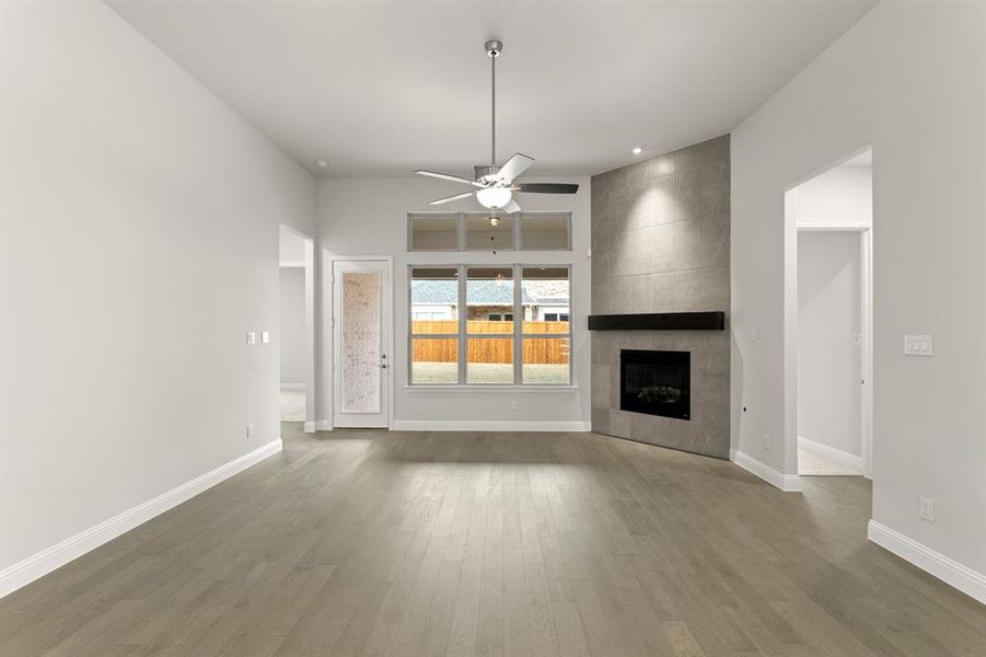 16. 1301 David - Family