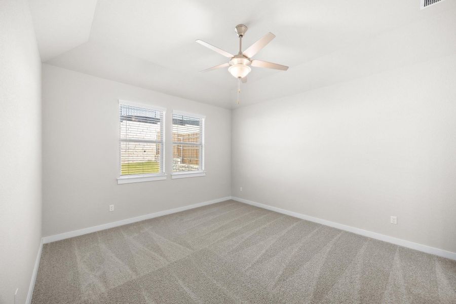 Spacious, unfurnished interior of a new home in Lakeside at Tessera, Lago Vista (Image 16). Spacious, unfurnished interior of a new home in Lakeside at Tessera, Lago Vista (Image 16).