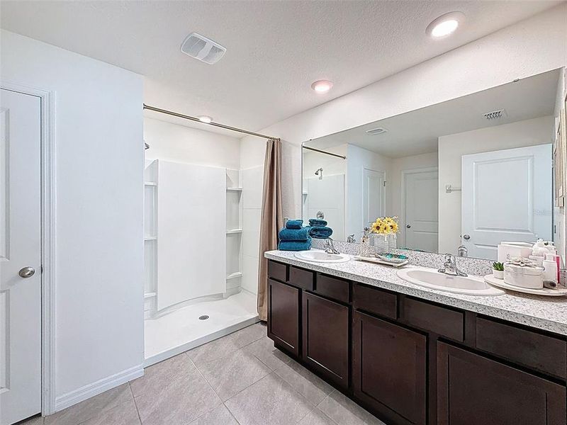 Furnished interior view inside a new home in , Belleview (Image 39). Furnished interior view inside a new home in , Belleview (Image 39).