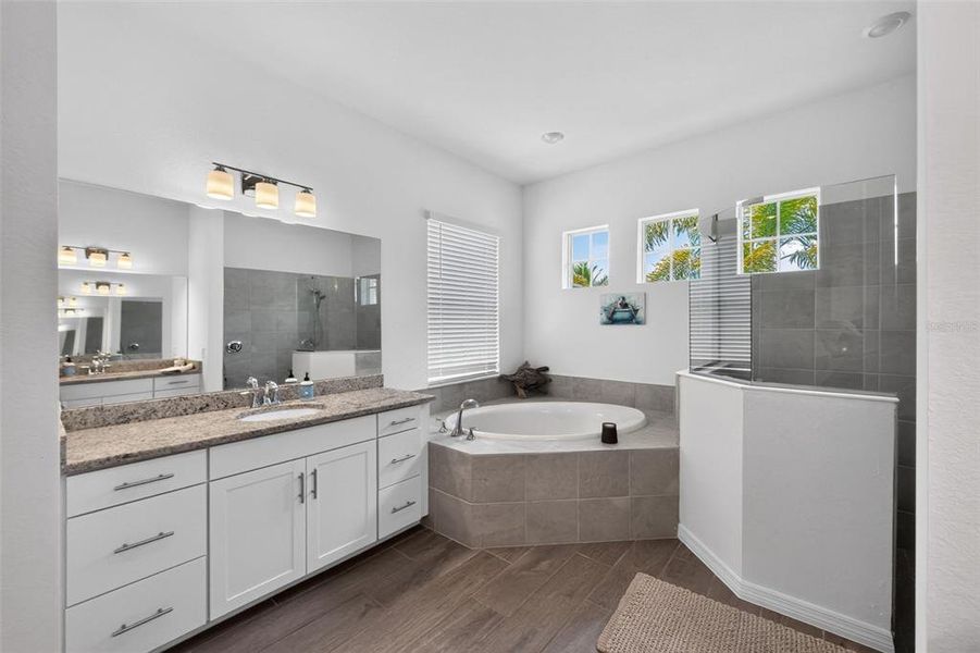 Furnished interior view inside a new home in , Punta Gorda (Image 14). Furnished interior view inside a new home in , Punta Gorda (Image 14).