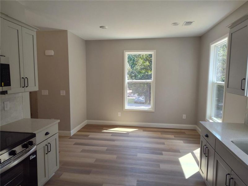 Image 16 of a home in . Image 16 of a home in .