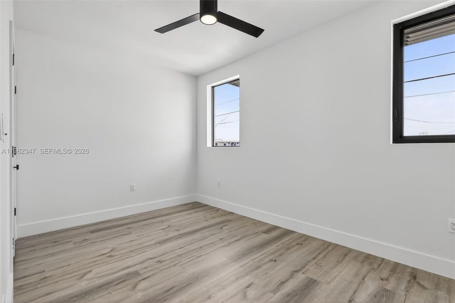 Spacious, unfurnished interior of a new home in , Miami (Image 18).