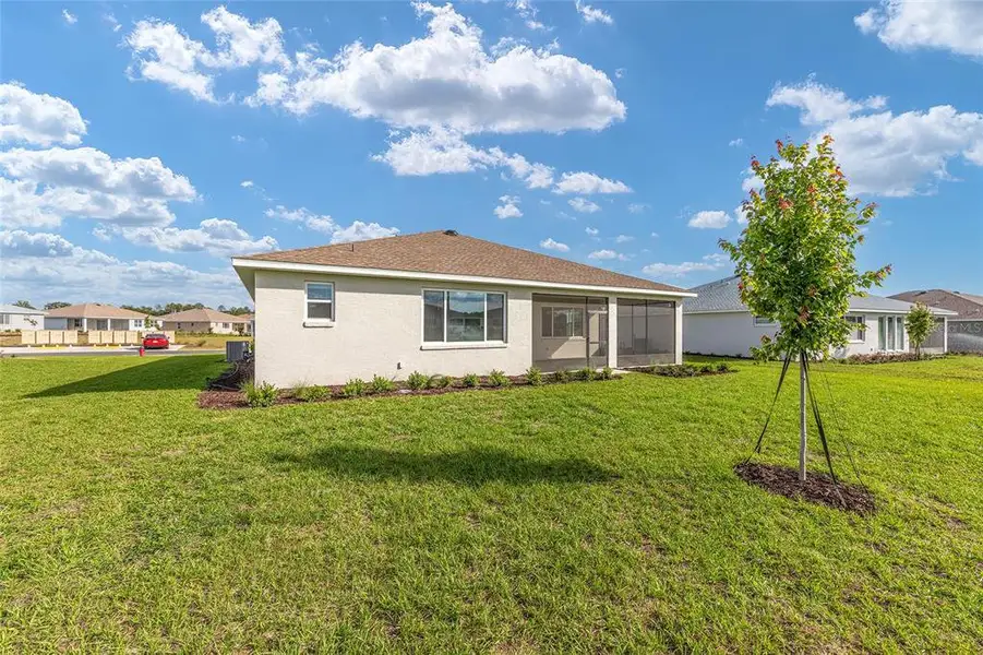 Exterior details and patio area of a home in , Ocala (Image 25).