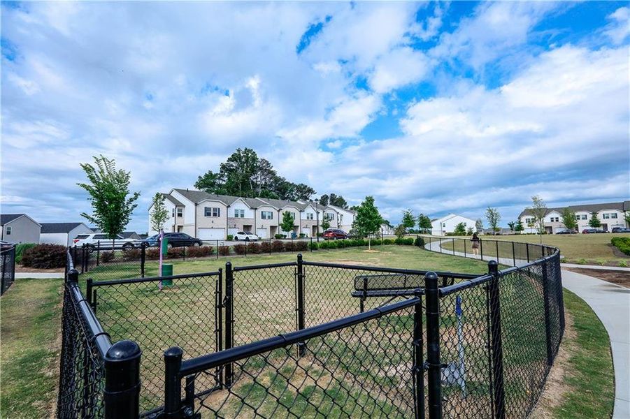 Community amenities in , Lawrenceville (Image 46).