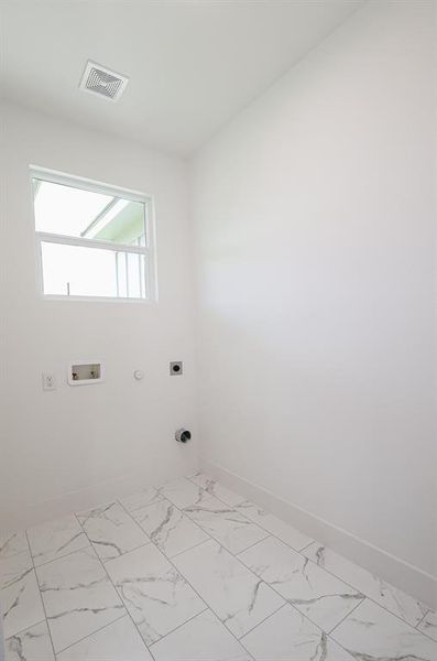 Spacious, unfurnished interior of a new home in , Fort Worth (Image 26). Spacious, unfurnished interior of a new home in , Fort Worth (Image 26).
