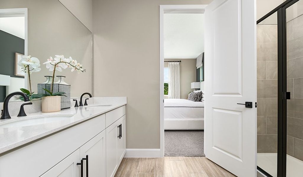 Pewter-K929-Glen Lakes Bathroom