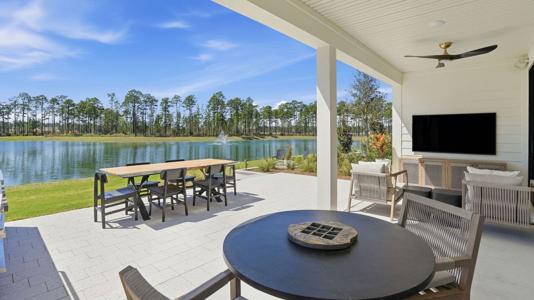 Representative exterior details of a home built from the Mystique by Del Webb in Del Webb Point Hope, Charleston (Image 3).