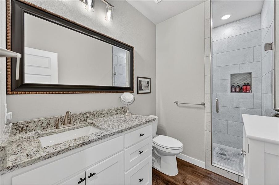Furnished interior view inside a new home in , Cleburne (Image 20).