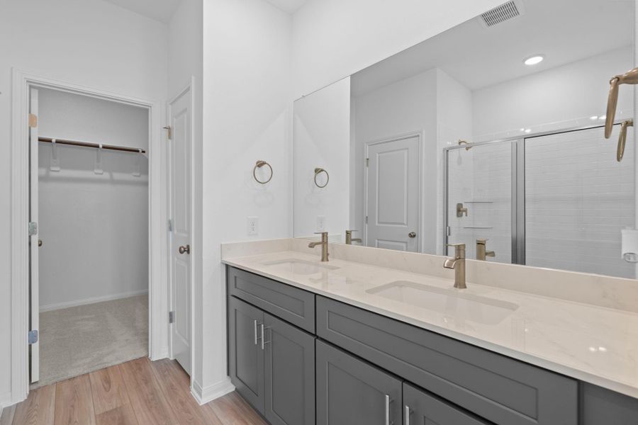 Furnished interior view inside a new home in Ellerden, Tomball (Image 7). Furnished interior view inside a new home in Ellerden, Tomball (Image 7).