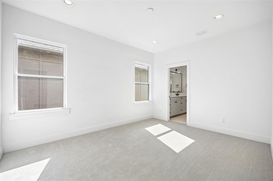 Spacious, unfurnished interior of a new home in , Dallas (Image 21). Spacious, unfurnished interior of a new home in , Dallas (Image 21).