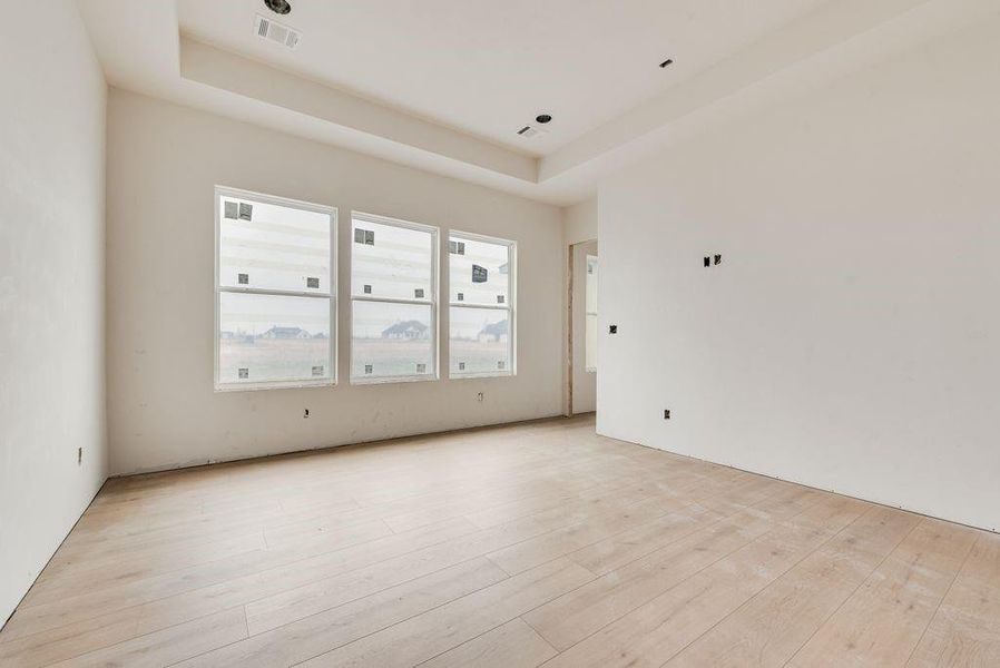 Spacious, unfurnished interior of a new home in , Caddo Mills (Image 8).