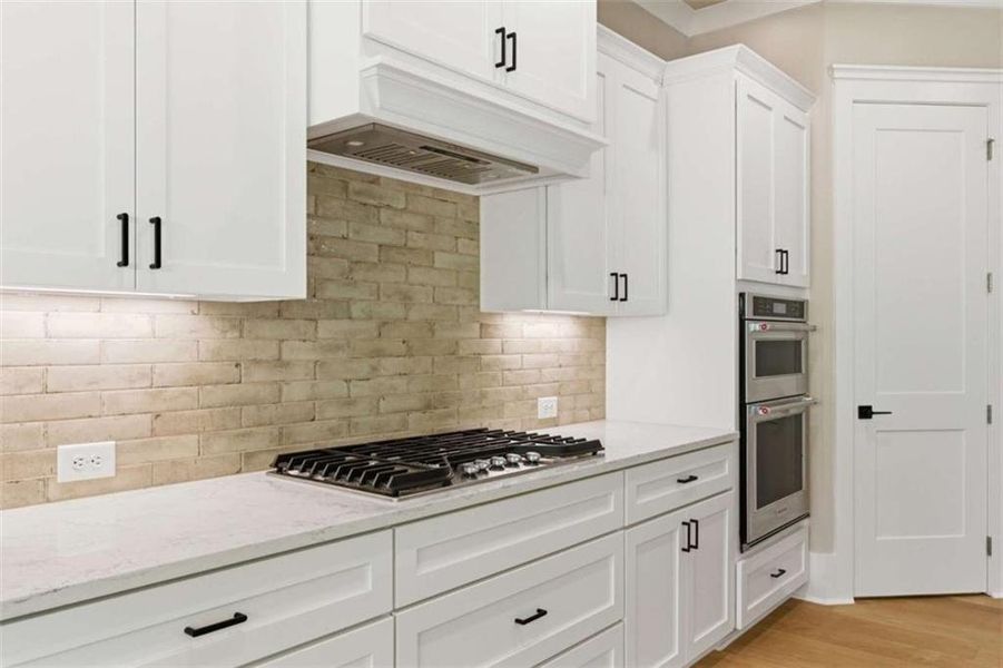 Furnished interior view inside a new home in , Clarkesville (Image 9).