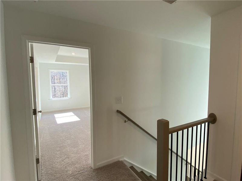 Spacious, unfurnished interior of a new home in Creekside, Dawsonville (Image 12).