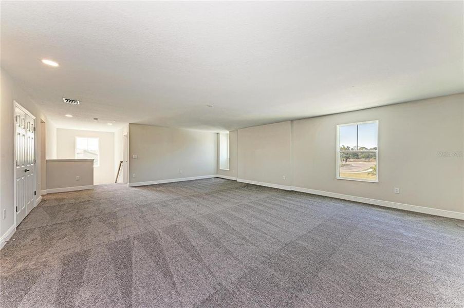 Spacious, unfurnished interior of a new home in Crosswind Ranch, Parrish (Image 26).