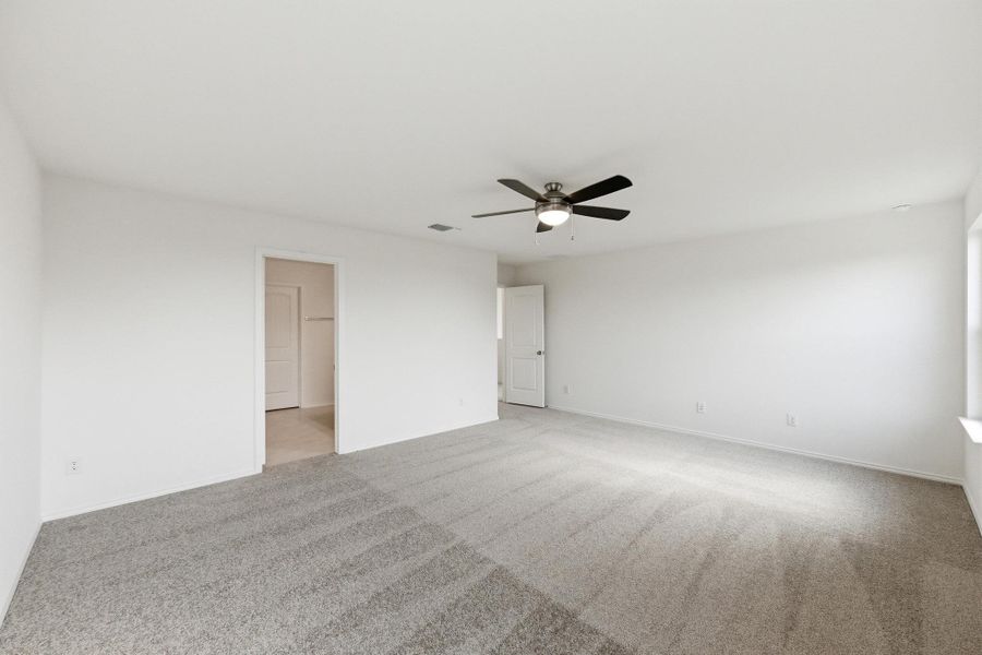 Spacious, unfurnished interior of a new home in Salerno - Heritage Collection, Round Rock (Image 16). Spacious, unfurnished interior of a new home in Salerno - Heritage Collection, Round Rock (Image 16).
