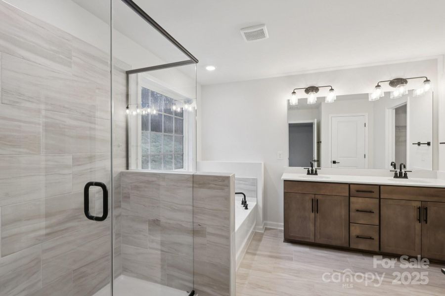 Furnished interior view inside a new home in Falls Cove, Troutman (Image 6).
