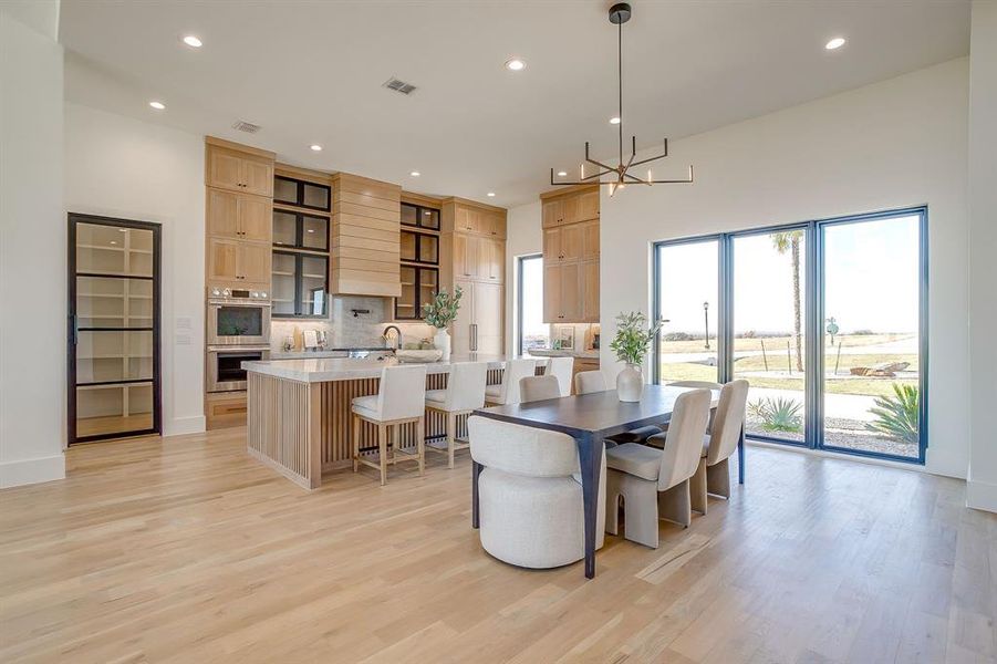 Furnished interior view inside a new home in , Weatherford (Image 10).