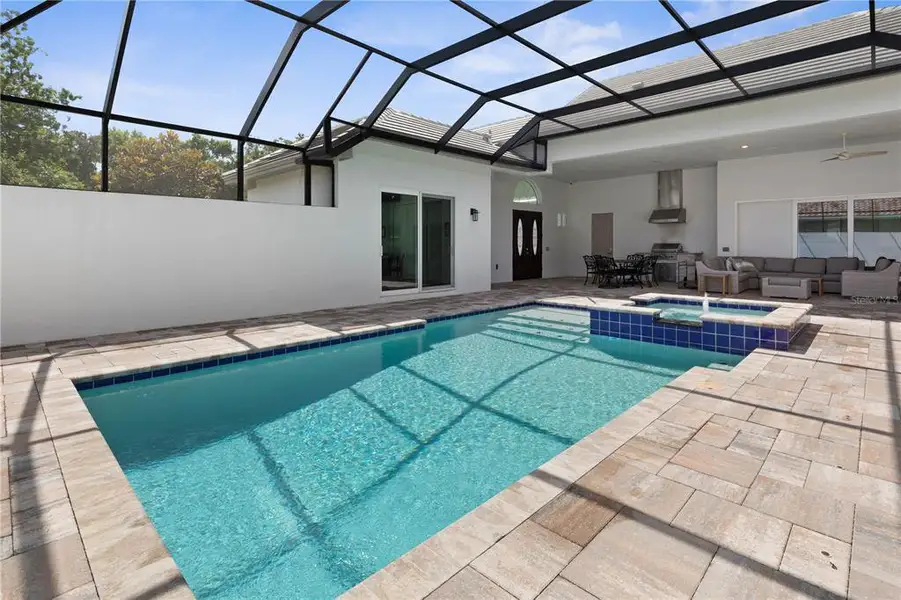 Exterior details and patio area of a home in Toscana, Palm Coast (Image 4).