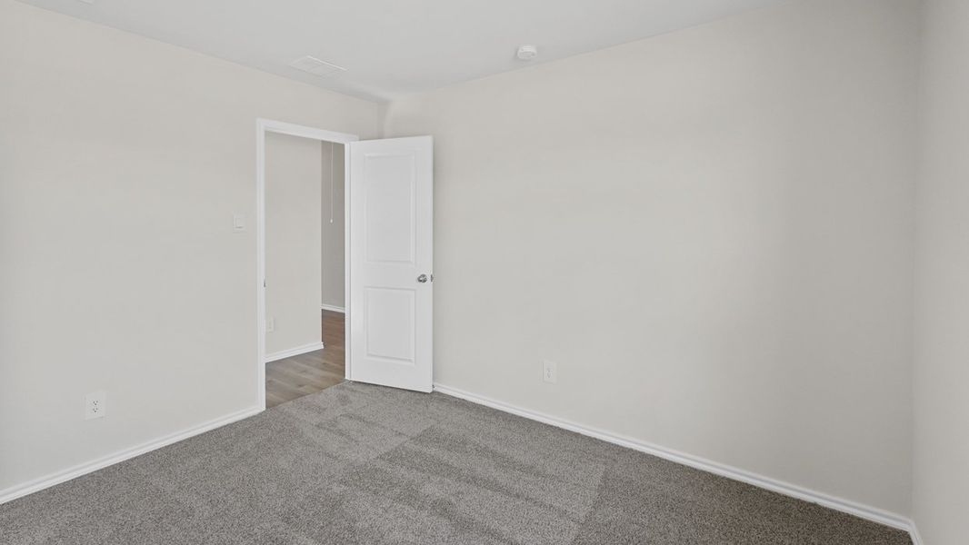 Representative unfurnished interior of a home built from the Bellvue by D.R. Horton in Blaire Lake, Tyler (Image 28). Representative unfurnished interior of a home built from the Bellvue by D.R. Horton in Blaire Lake, Tyler (Image 28).
