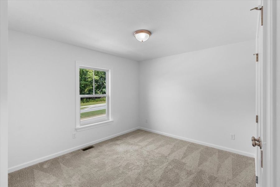 Spacious, unfurnished interior of a new home in Tillery Park, Grovetown (Image 19).