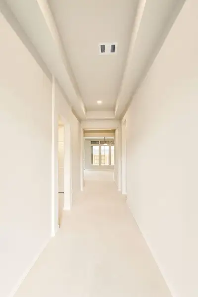 Spacious, unfurnished interior of a new home in Escondido, Magnolia (Image 3).