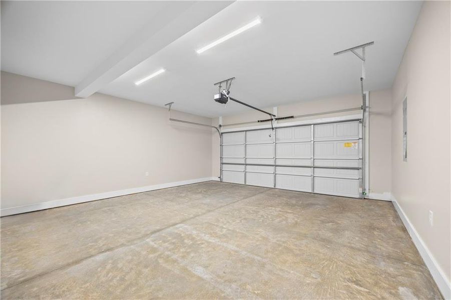 Spacious, unfurnished interior of a new home in , Nicholson (Image 53).